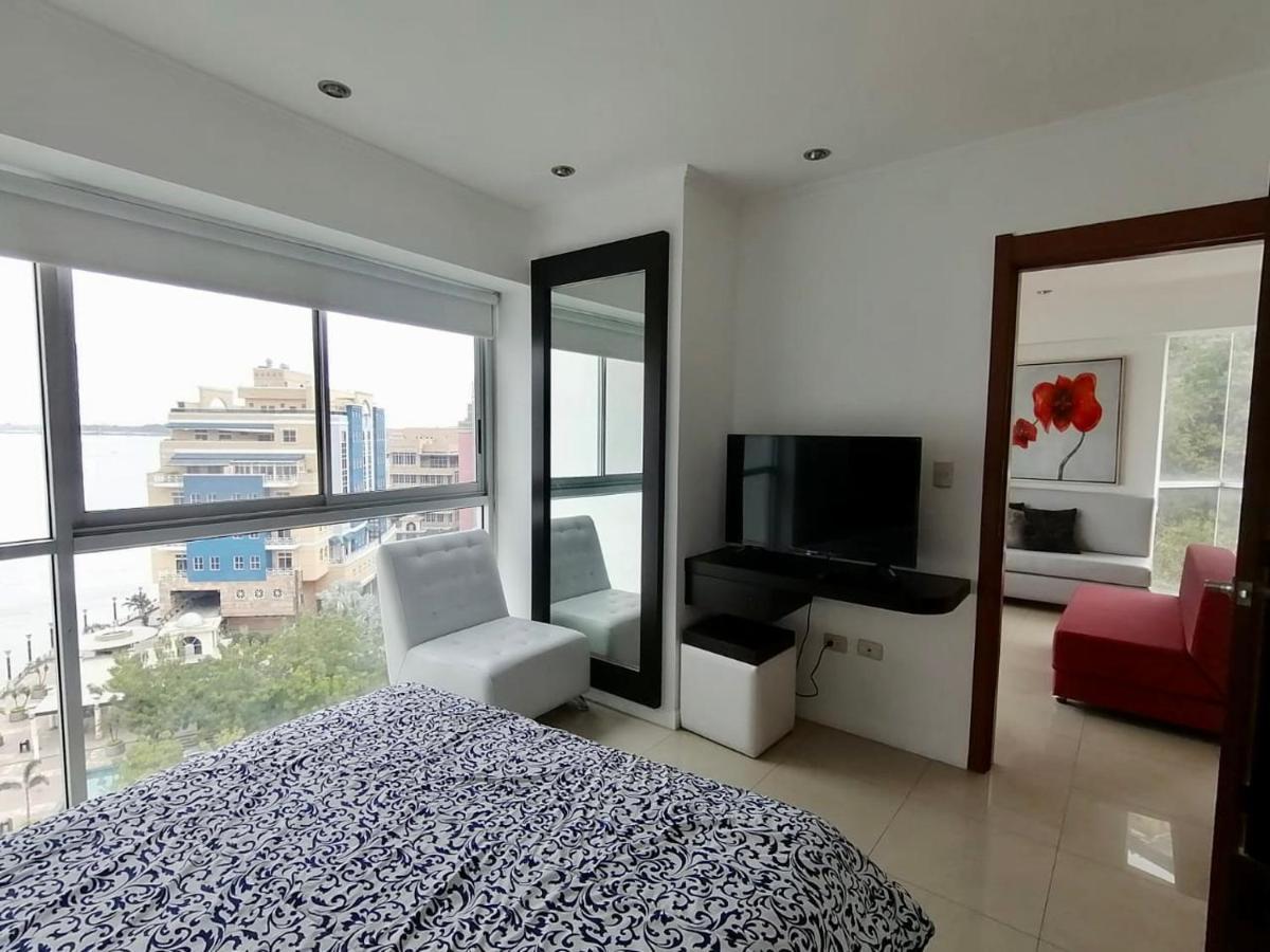 Luxury Suites River Front جواياكيل المظهر الخارجي الصورة