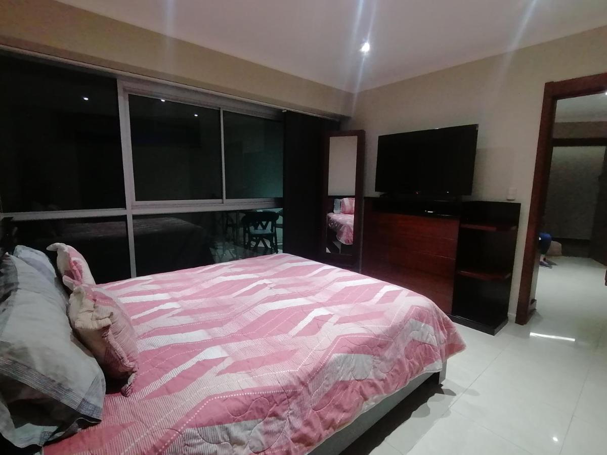Luxury Suites River Front جواياكيل المظهر الخارجي الصورة